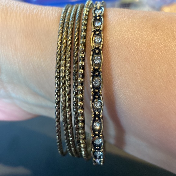 ⭐️Beautiful bracelet Bangles - Picture 2 of 2